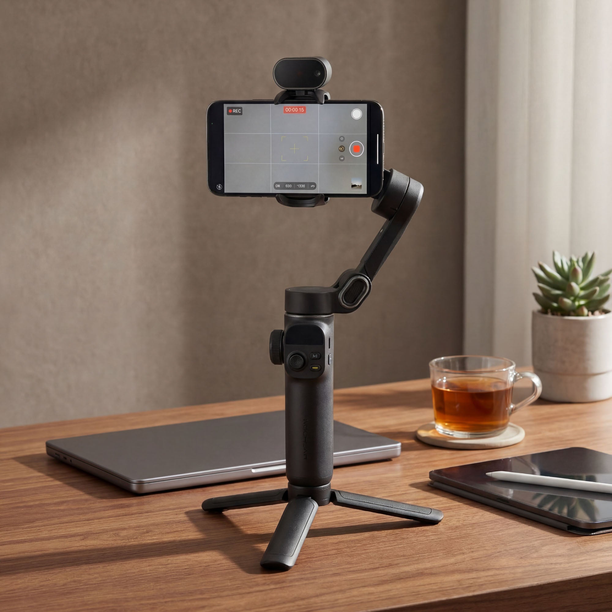 Smart Handheld Gimbal with AI Tracking